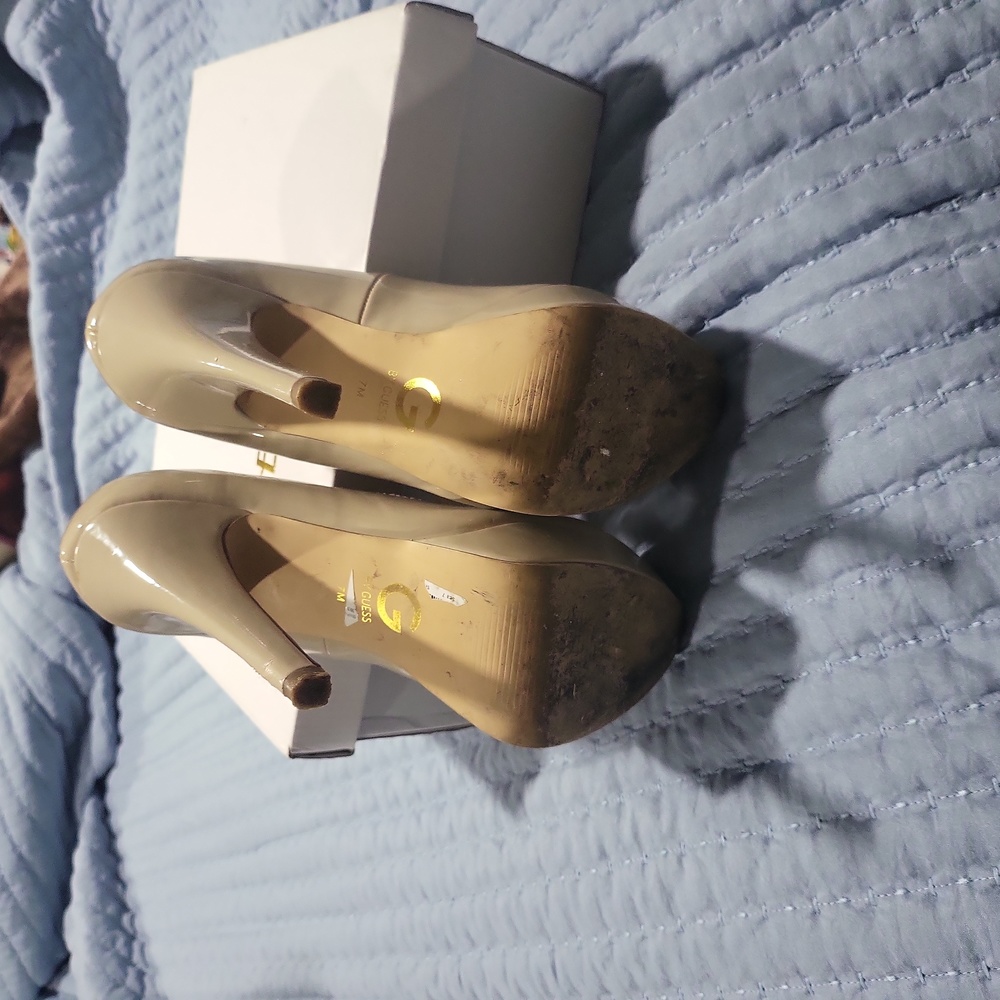Shoes - Picture 4 of 4